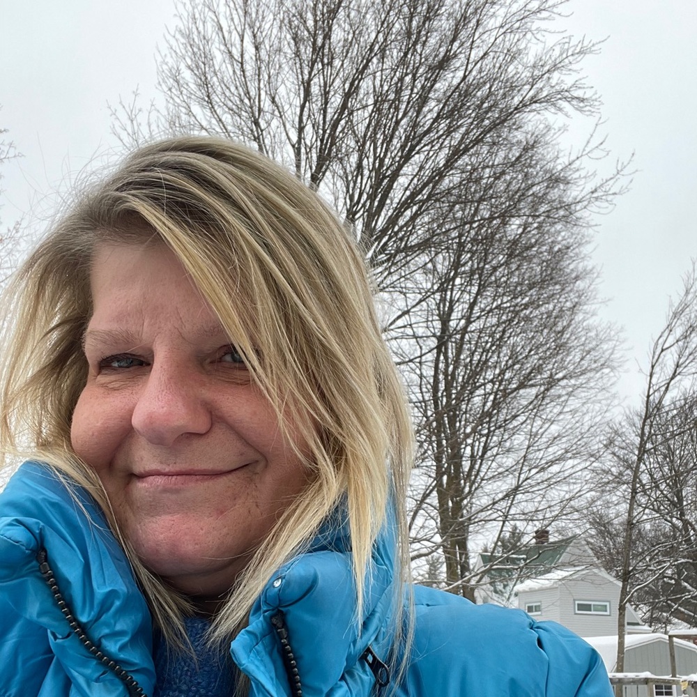 Meet your Posher, Traci michelle